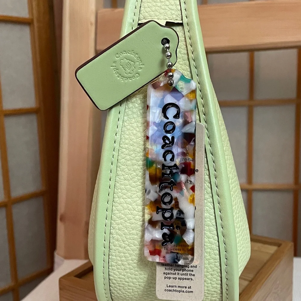 Coachtopia Ergo Lime Green Shoulder Bag NWT - Picture 7 of 17